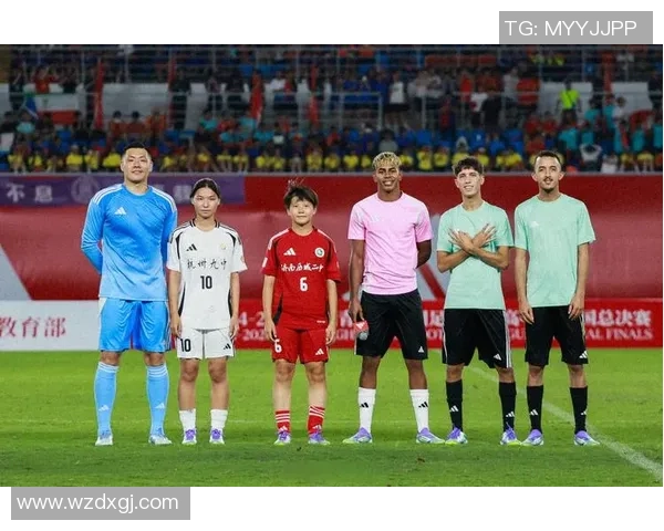 美国足球队球星介绍及其在国际赛场的表现与成就分析