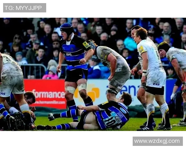 足球场上最尴尬瞬间 球星出丑集锦引发热议与讨论 足球场上最尴尬瞬间 球星出丑集锦引发热议与讨论